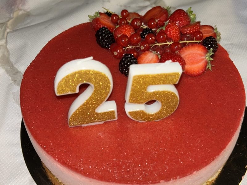 Cliquez pour zoomer ! Bavarois aux framboises Thermomix par virge26600