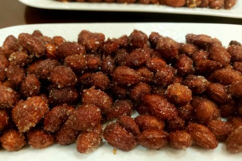 Cliquez pour zoomer ! Amandes grillées à la cannelle et au miel Thermomix par Positive Vibes