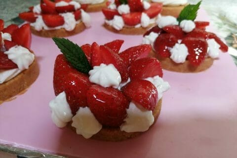 Cliquez pour zoomer ! Tarte aux fraises sans cuisson Thermomix par amelise