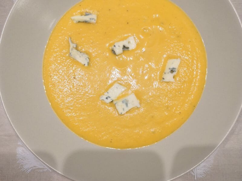 Cliquez pour zoomer ! Velouté de butternut et panais à la fourme d’Ambert Thermomix par sab01800