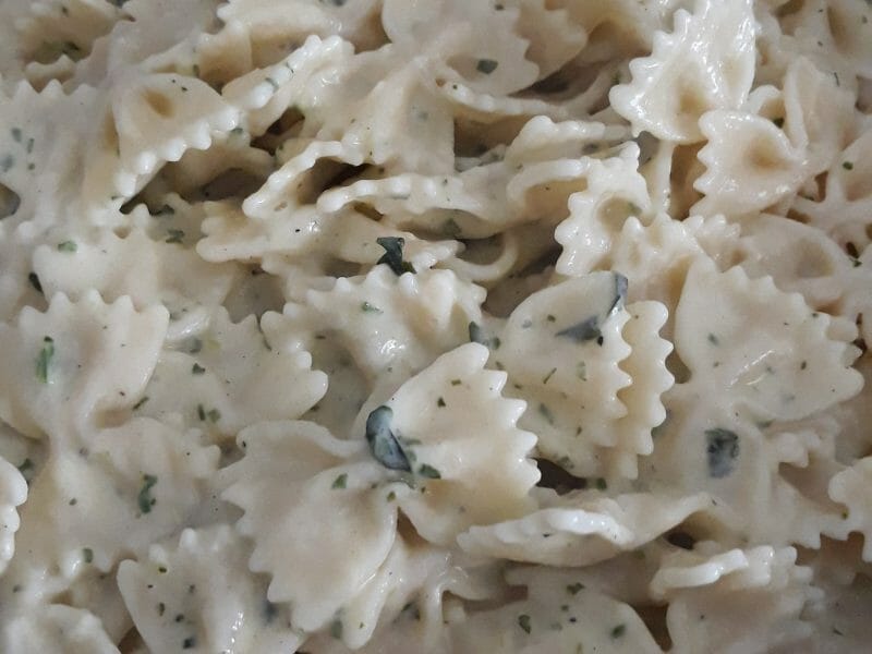 Cliquez pour zoomer ! Farfalle à la crème de courgettes Thermomix par tafouna44