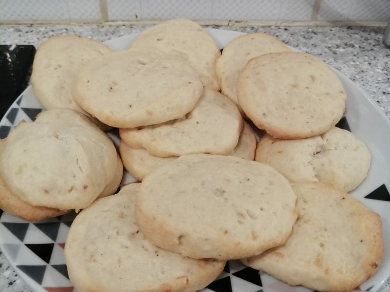 Biscuits Aperitif Creme Et Oignon Au Thermomix Cookomix Biscuits Aperitif Creme Et Oignon Au Thermomix Cookomix