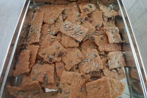 Cliquez pour zoomer ! Crackers salés à l’emmental et aux graines Thermomix par magalie77