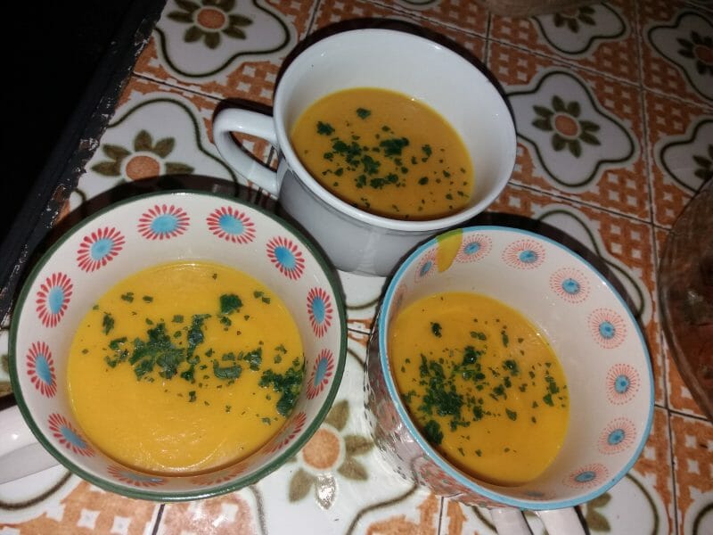 Cliquez pour zoomer ! Velouté carottes et pommes, au lait de coco Thermomix par malta