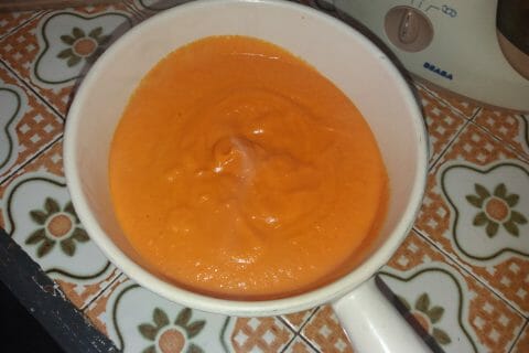 Cliquez pour zoomer ! Velouté de carottes et poivrons rouges au Thermomix