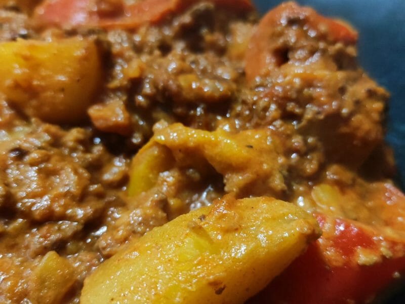 Cliquez pour zoomer ! Boeuf aux poivrons et pommes de terre Thermomix par natacha.meziere