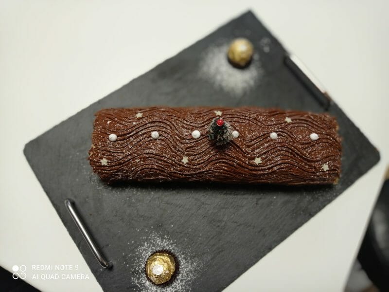 Cliquez pour zoomer ! Bûche Ferrero Rocher Thermomix par sandrine2007