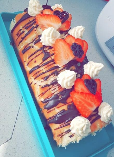 Cliquez pour zoomer ! Fraisier roulé Thermomix par chouchou57054