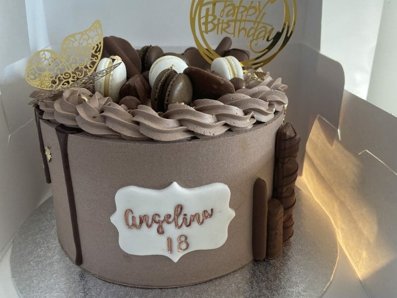 Cliquez pour zoomer ! Layer cake Kinder Bueno Thermomix par lakompagniekreole