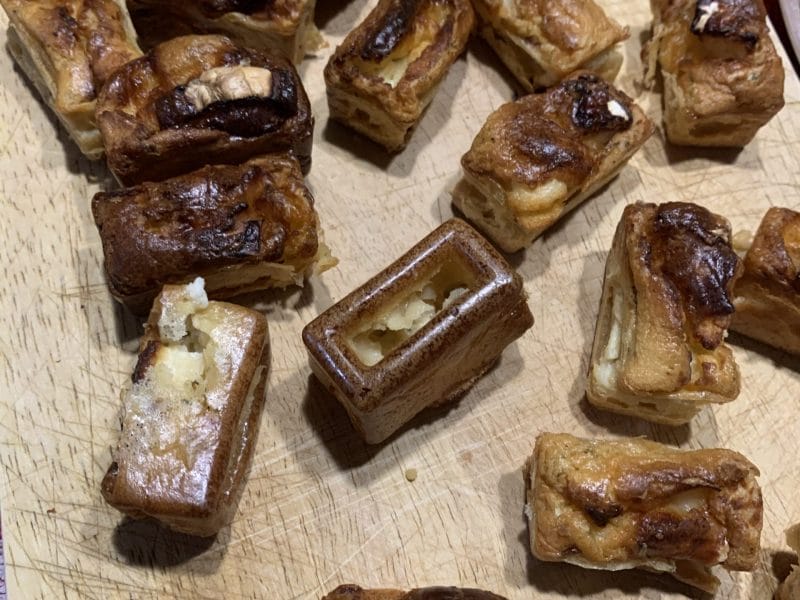 Cliquez pour zoomer ! Mini cannelés chèvre miel Thermomix par AaronMeden