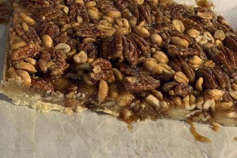 Cliquez pour zoomer ! Carrés pécan et sirop d’érable Thermomix par AaronMeden