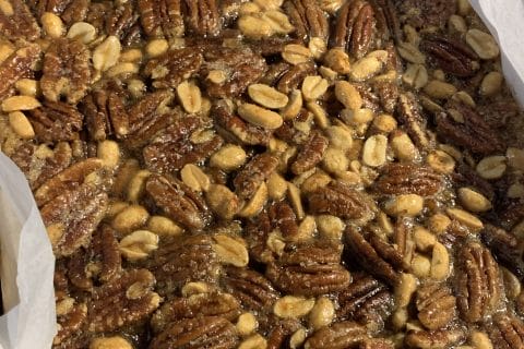 Cliquez pour zoomer ! Carrés pécan et sirop d’érable Thermomix par AaronMeden