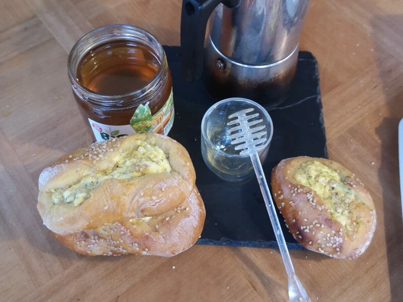 Cliquez pour zoomer ! Poğaça – Petits pains Turcs à la Feta Thermomix par celine331974