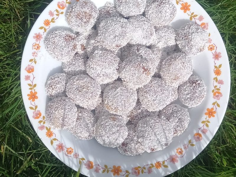 Cliquez pour zoomer ! Boules coco et confiture Thermomix par Katia