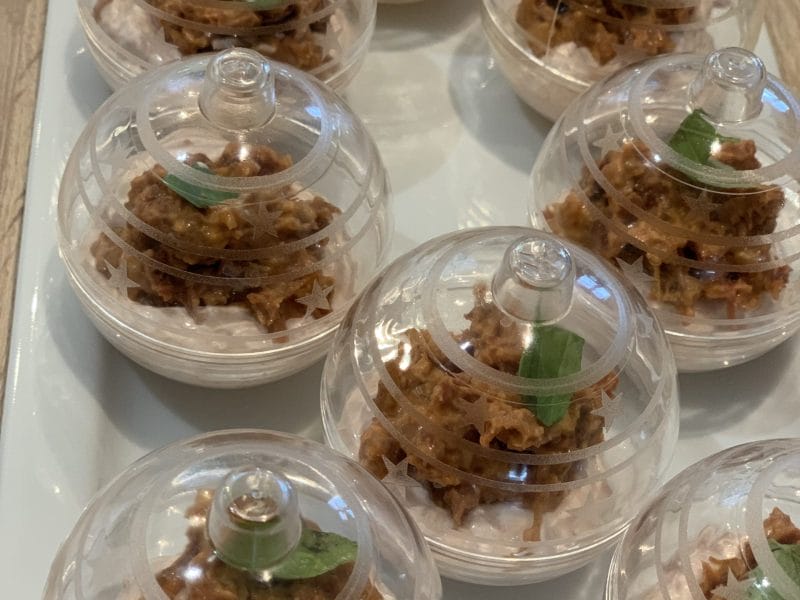 Cliquez pour zoomer ! Verrines mousse de jambon et pesto de tomates confites Thermomix par supercuisine