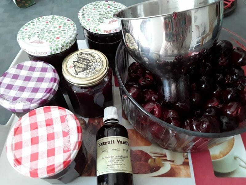 Confiture De Cerise Allégée En Sucre Thermomix www.cookomix.com