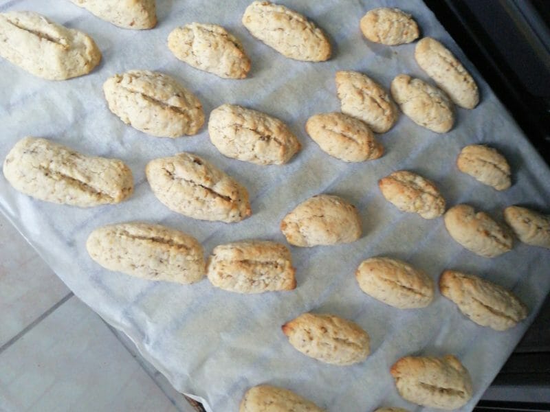 Cliquez pour zoomer ! Bâtonnets aux noix Thermomix par kacaer261204