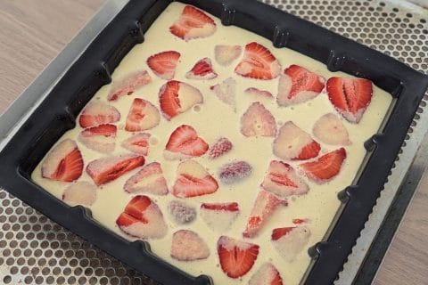 Cliquez pour zoomer ! Clafoutis aux fraises Thermomix par healthytinkerbell