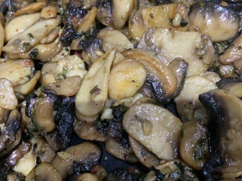 Cliquez pour zoomer ! Champignons à l’ail Thermomix par maryam_2