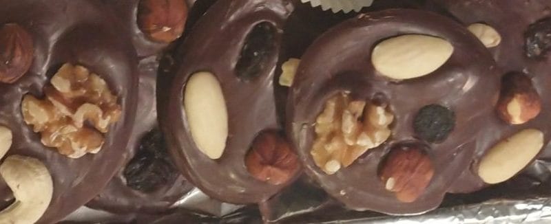 Cliquez pour zoomer ! Mendiants au chocolat Thermomix par pauline43100