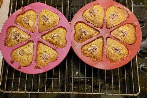 Cliquez pour zoomer ! Mini-cake au potimarron, noix et fourme de Montbrison Thermomix par aurore7684