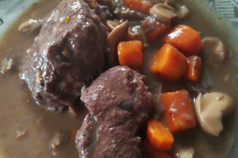 Cliquez pour zoomer ! Boeuf bourguignon au Thermomix