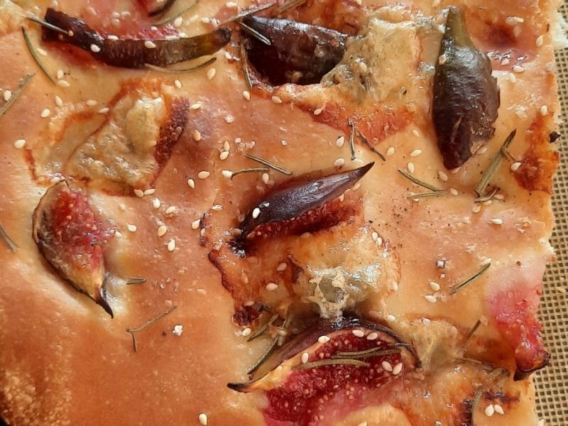Cliquez pour zoomer ! Focaccia aux figues et gorgonzola Thermomix par Dweelves