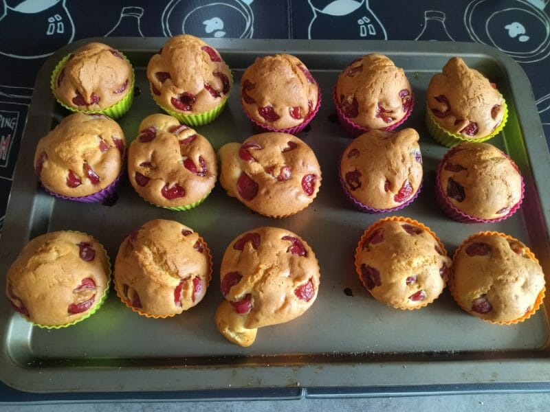 Cliquez pour zoomer ! Muffins aux cerises Thermomix par audrey_411