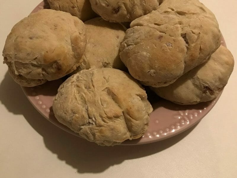 Cliquez pour zoomer ! Petits pains au chorizo Thermomix par stephanie_418