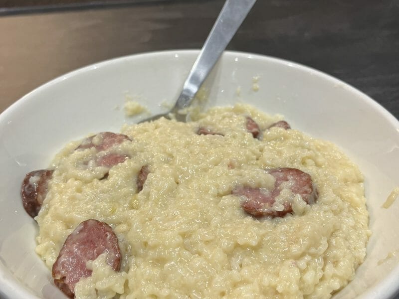 Cliquez pour zoomer ! Risotto à la saucisse fumée et au comté Thermomix par stephanie_418