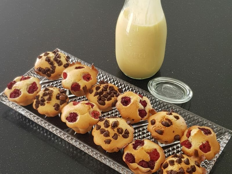 Cliquez pour zoomer ! Visitandines aux framboises Thermomix par Fdc59