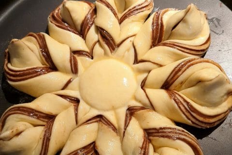 Cliquez pour zoomer ! Brioche étoilée au Nutella Thermomix par emmasavand