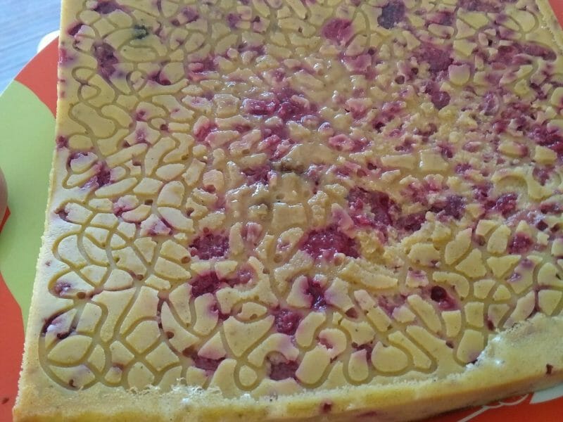 Cliquez pour zoomer ! Clafoutis cerises, noisettes et crumble spéculoos Thermomix par Philnatju