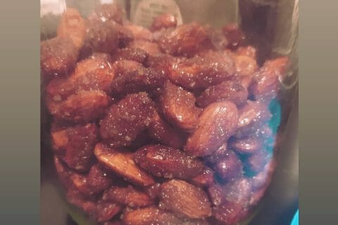 Cliquez pour zoomer ! Amandes grillées à la cannelle et au miel Thermomix par Lilou