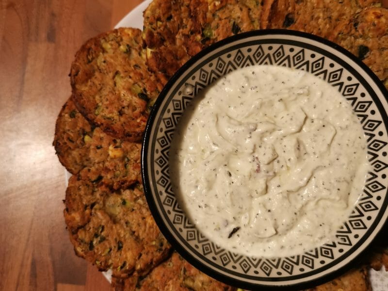 Cliquez pour zoomer ! Galettes de courgettes grecques Thermomix par nada_6