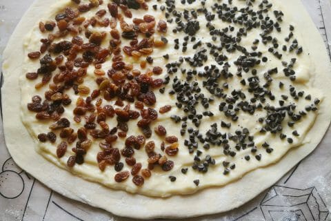 Cliquez pour zoomer ! Pains aux raisins Thermomix par charmede