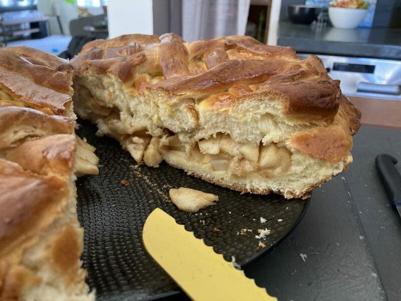 Cliquez pour zoomer ! Brioche aux pommes caramélisées Thermomix par Ddk