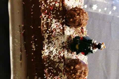 Cliquez pour zoomer ! Bûche Ferrero Rocher Thermomix par nadegelukas