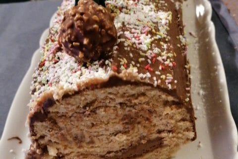 Cliquez pour zoomer ! Bûche Ferrero Rocher Thermomix par nadegelukas