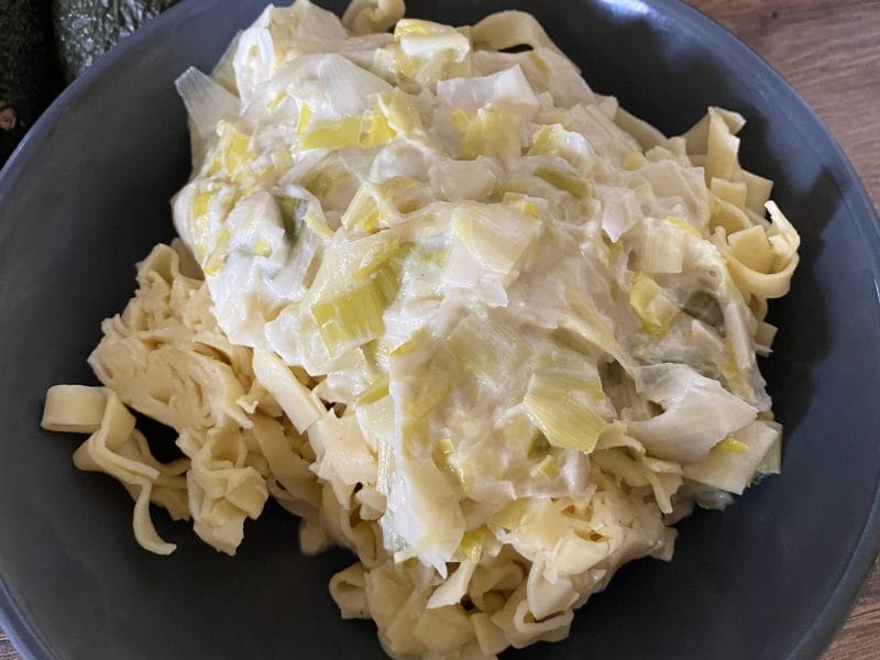 Cliquez pour zoomer ! Tagliatelles à la crème de poireaux Thermomix par angelique_174