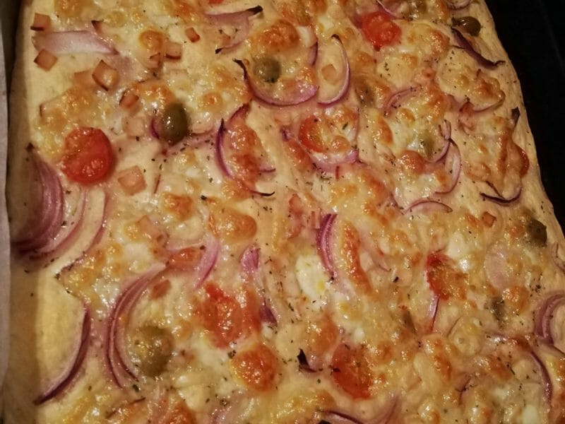 Cliquez pour zoomer ! Focaccia aux oignons Thermomix par livisyrine