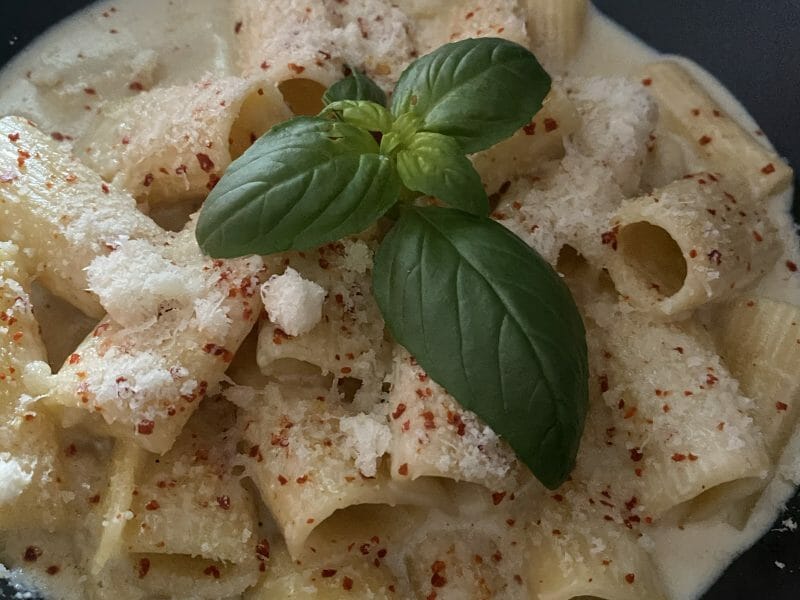 Cliquez pour zoomer ! Macaroni sauce Alfredo Thermomix par inaya_25