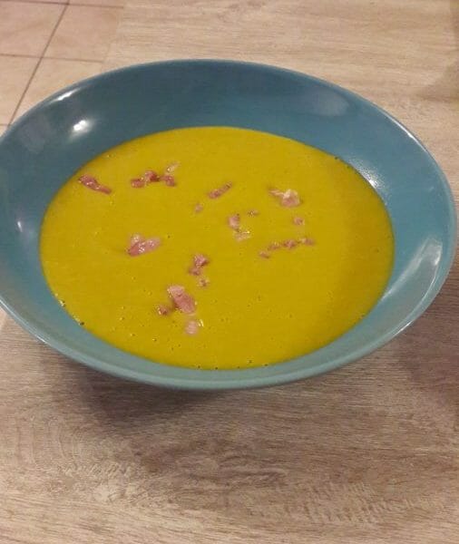 Cliquez pour zoomer ! Soupe de pois cassés Thermomix par Celia905