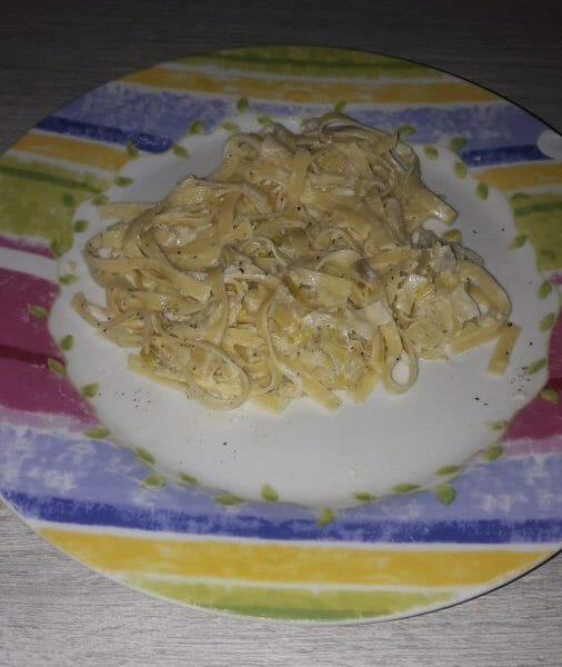 Cliquez pour zoomer ! Tagliatelles à la crème de poireaux Thermomix par Celia905
