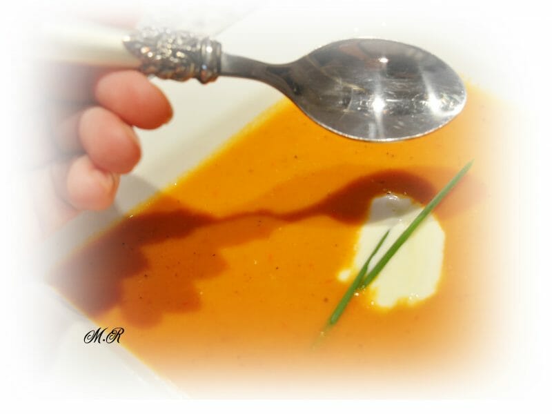 Cliquez pour zoomer ! Velouté de tomate Thermomix par marie-reine