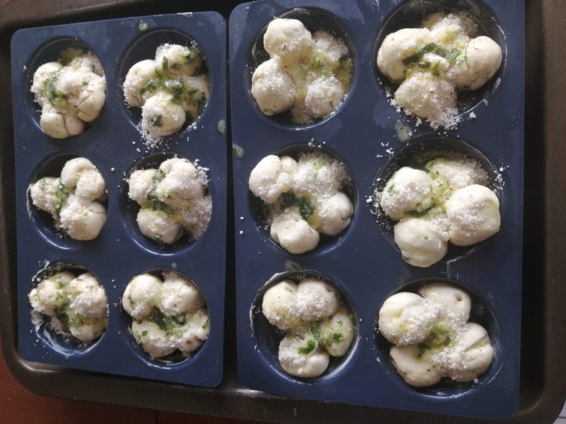 Cliquez pour zoomer ! Mini monkey bread à l’ail Thermomix par lindag