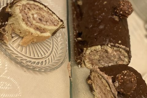 Cliquez pour zoomer ! Bûche Ferrero Rocher Thermomix par najrach