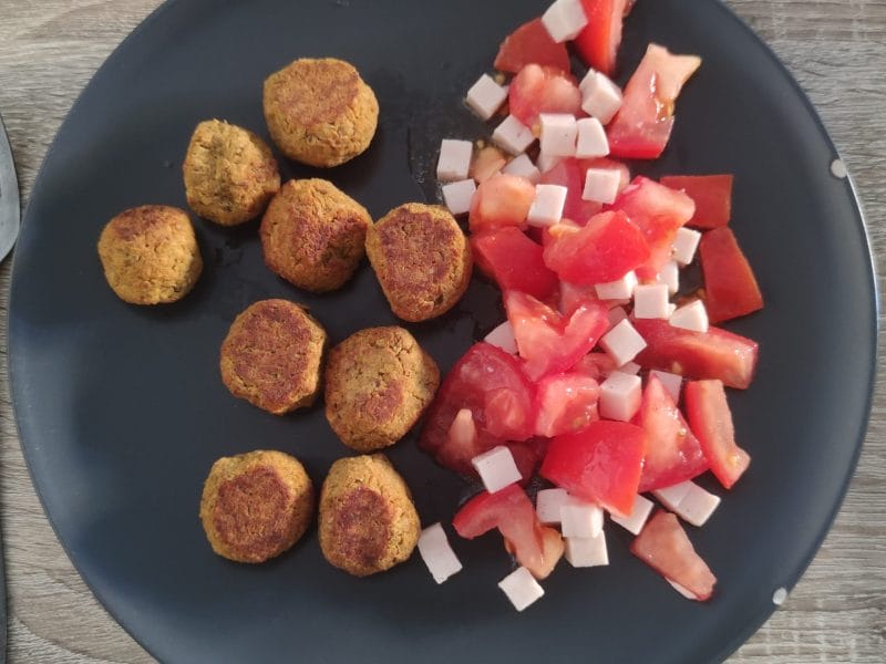 Cliquez pour zoomer ! Boulettes d’aubergines aux pois chiches Thermomix par djoustone
