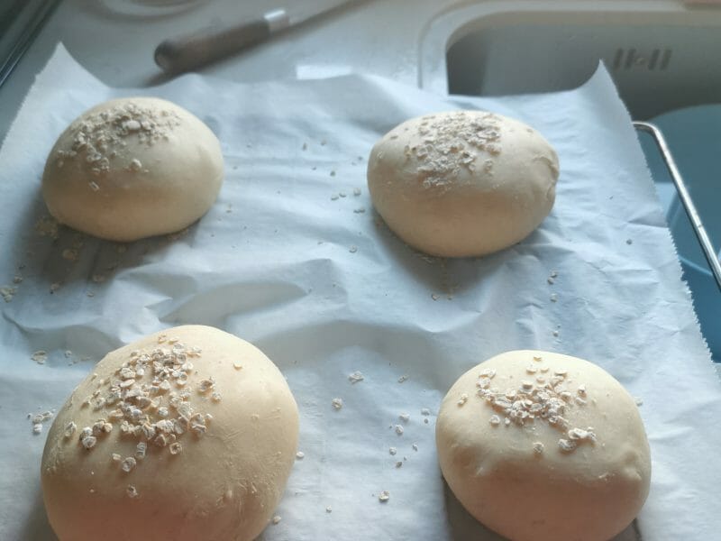 Cliquez pour zoomer ! Pains hamburger Thermomix par Cindy06