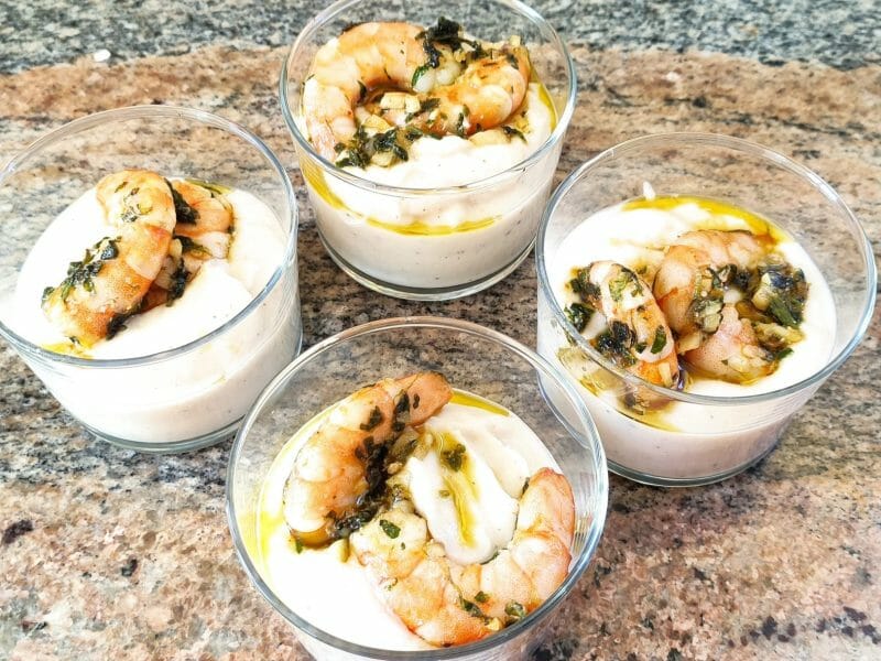 Cliquez pour zoomer ! Verrines de mousse de chou-fleur et crevettes Thermomix par sophie